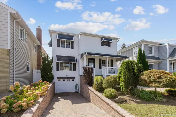 548 E State ST, Long Beach, NY 11561
