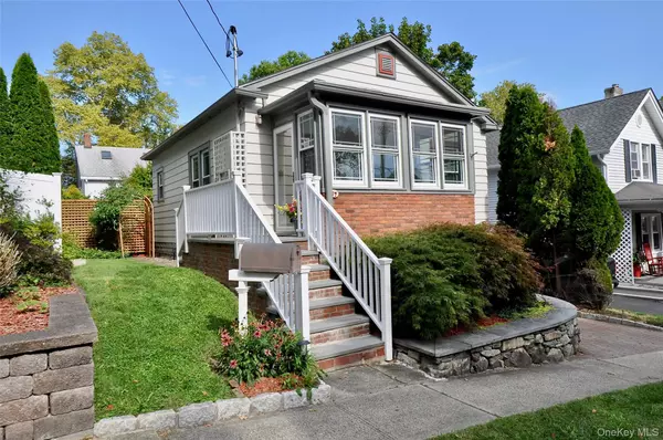 17 River AVE, Cornwall On Hudson, NY 12520