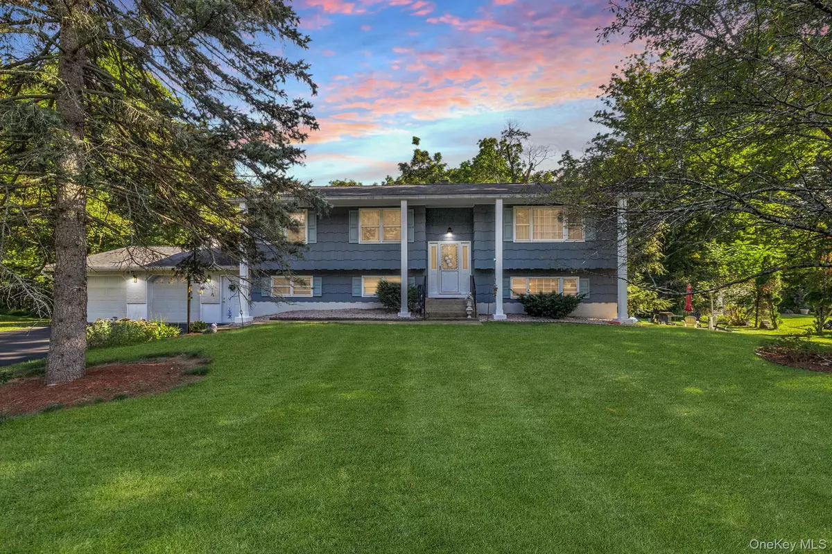 Salisbury Mills, NY 12577,5 Mohican CT