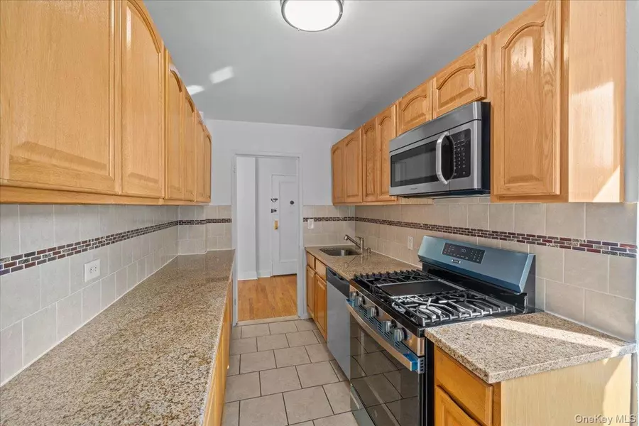 3260 Netherland AVE #5F, Bronx, NY 10463