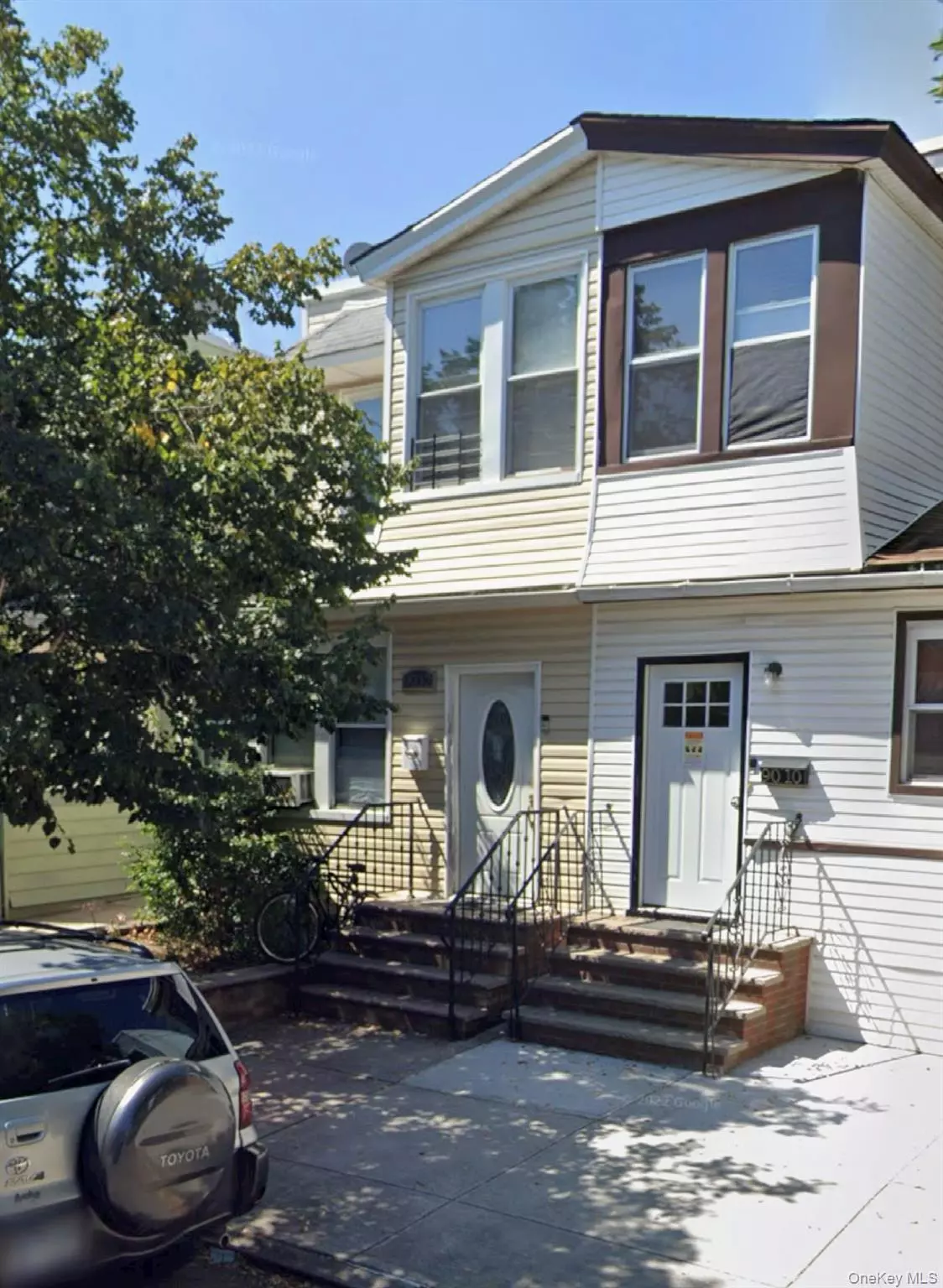 Woodhaven, NY 11421,9012 77th ST