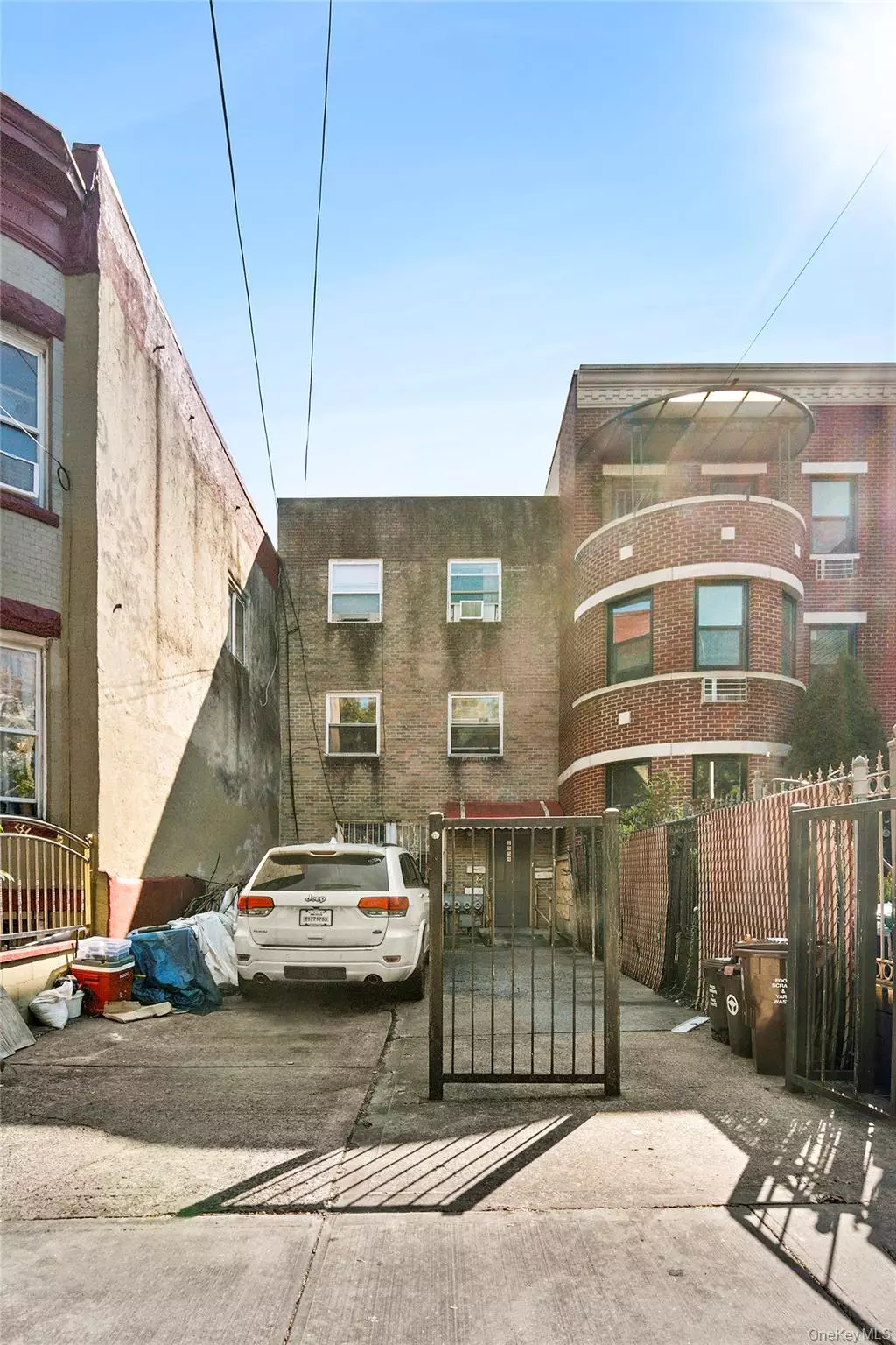 Brooklyn, NY 11233,1554 Saint Marks AVE