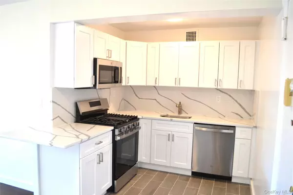 Yonkers, NY 10701,632 Warburton #6K