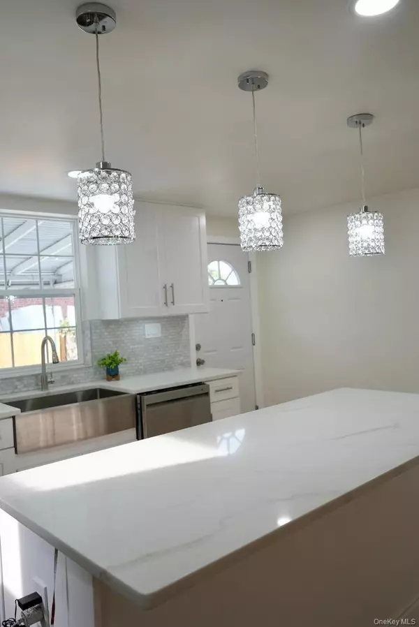 Jamaica, NY 11434,167-17 Linden Blvd