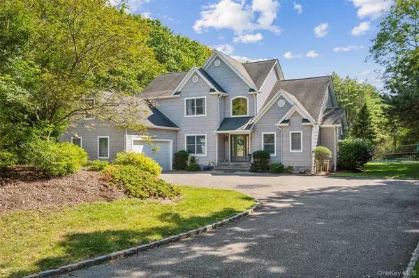 East Moriches, NY 11940,154 Montauk Hwy HWY