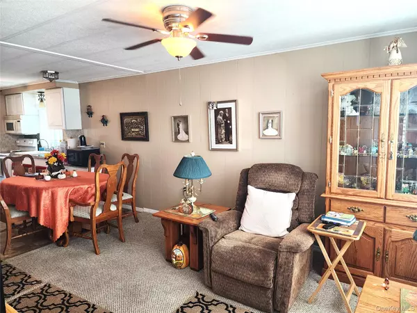 Manorville, NY 11949,38B Village CIR