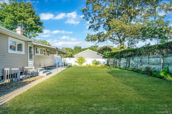 Bay Shore, NY 11706,112 Cleveland ST