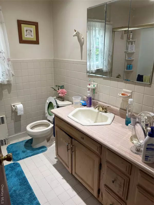 Yonkers, NY 10704,205 Kimball TER