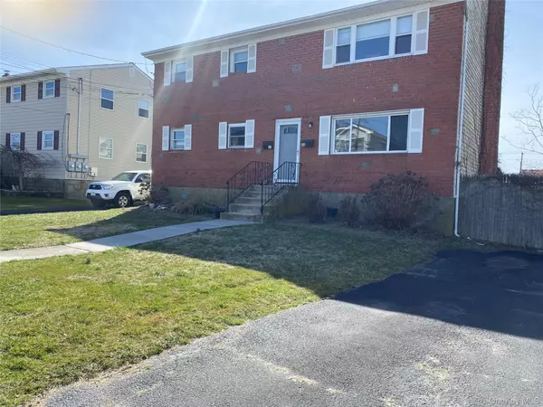 40 Yacht Club RD, Babylon, NY 11702