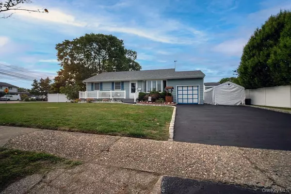 West Babylon, NY 11704,1 Puritan PL