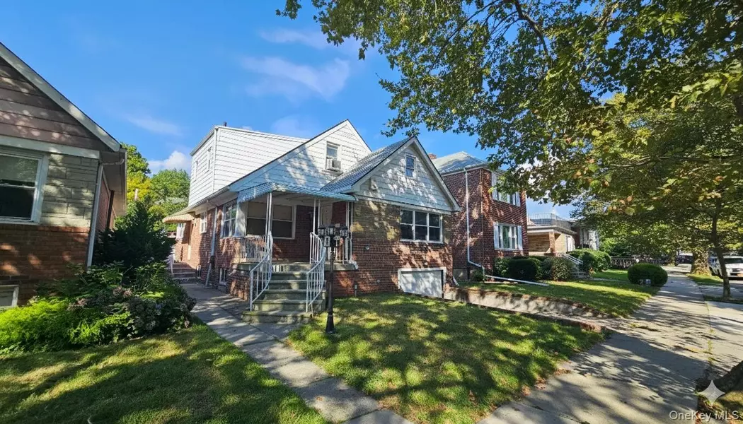 65-19 Dieterle CRES, Rego Park, NY 11374