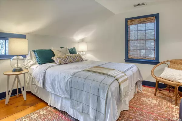 Orient, NY 11957,1800 Village LN