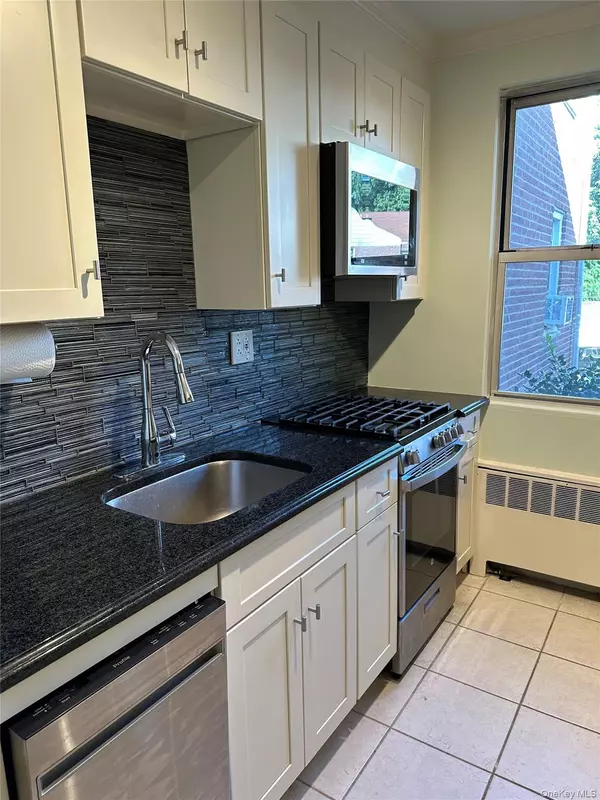 White Plains, NY 10605,3 Bryant CRES ##1J