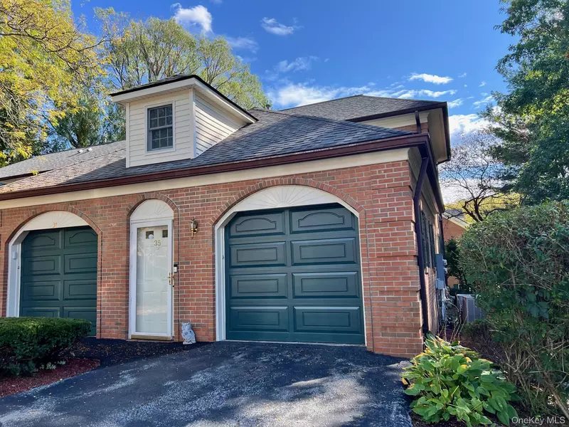 35 Westbrook RD, Newburgh, NY 12550