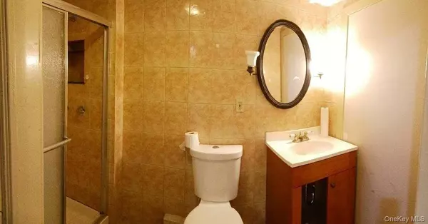 Poughkeepsie, NY 12601,6 Eastman TER #Garden Apt