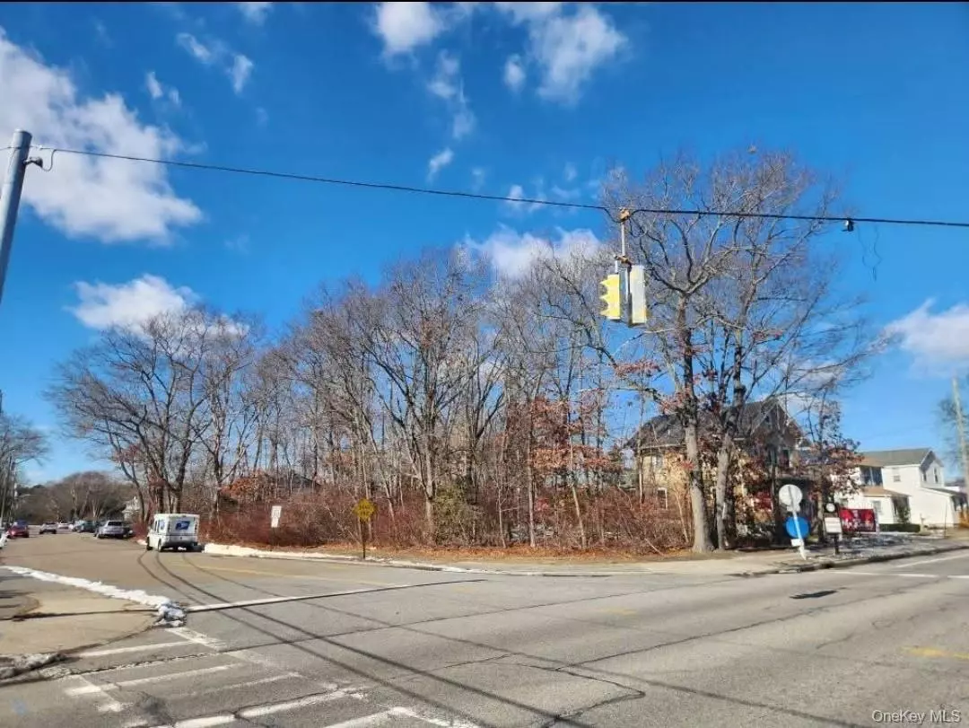 Patchogue, NY 11772,Waverly AVE