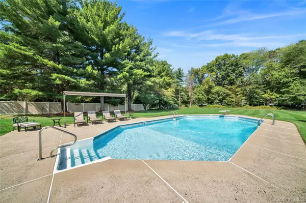 New City, NY 10956,12 Snowdrop DR