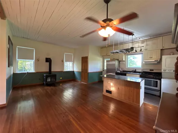 Millerton, NY 12546,135 Rudd Pond RD