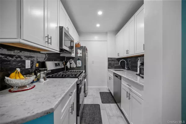 Hartsdale, NY 10530,177 E Hartsdale AVE #4C