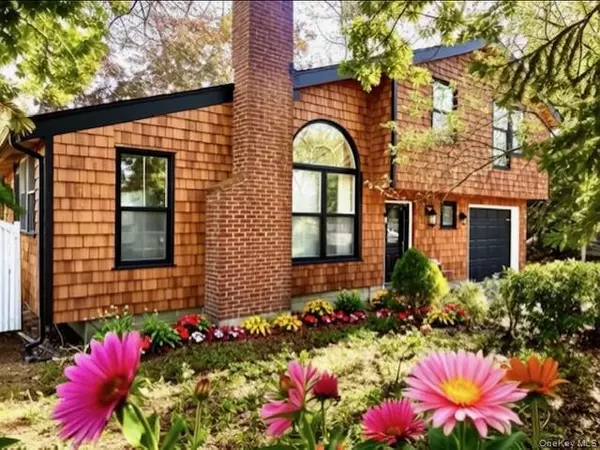 Westhampton Beach, NY 11978,16 Lilac RD