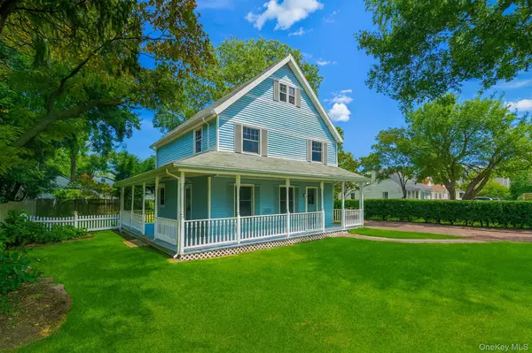 Huntington Station, NY 11746,19 Eckert ST