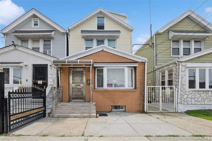 87-47 139th ST, Jamaica, NY 11435