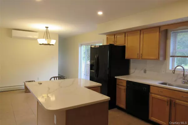 Lagrangeville, NY 12540,92 VELIE RD #A