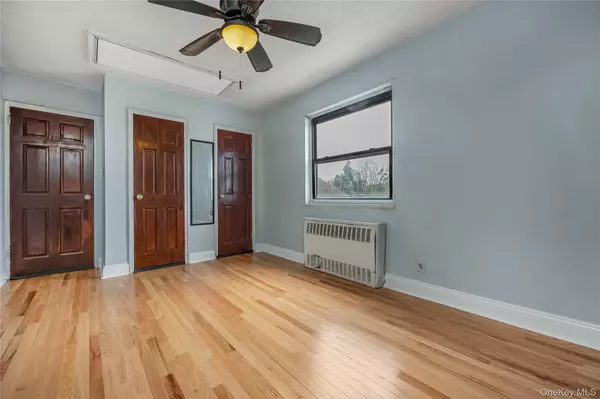 Bayside, NY 11367,6703 136th ST #B