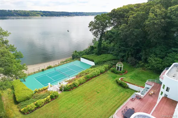 Cove Neck, NY 11771,26 Tennis Court RD