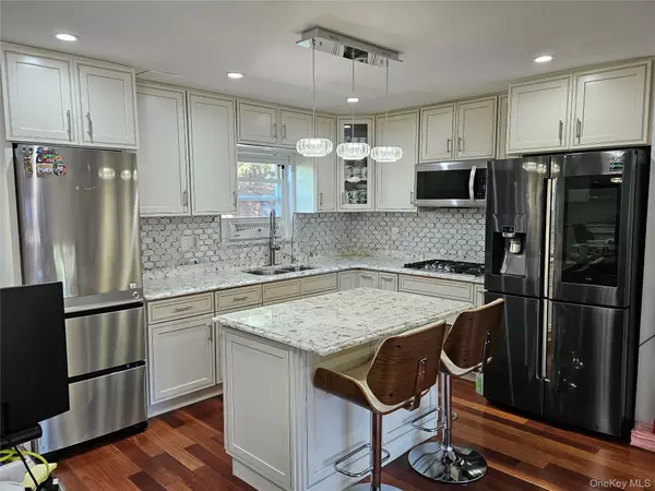 120-19 Ketch CT #38, College Point, NY 11356