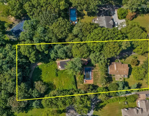 Old Brookville, NY 11545,270 Frost Pond RD