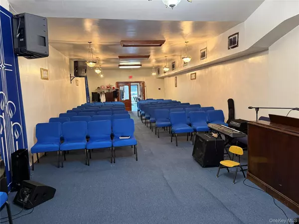 Brooklyn, NY 11207,65 Eldert ST