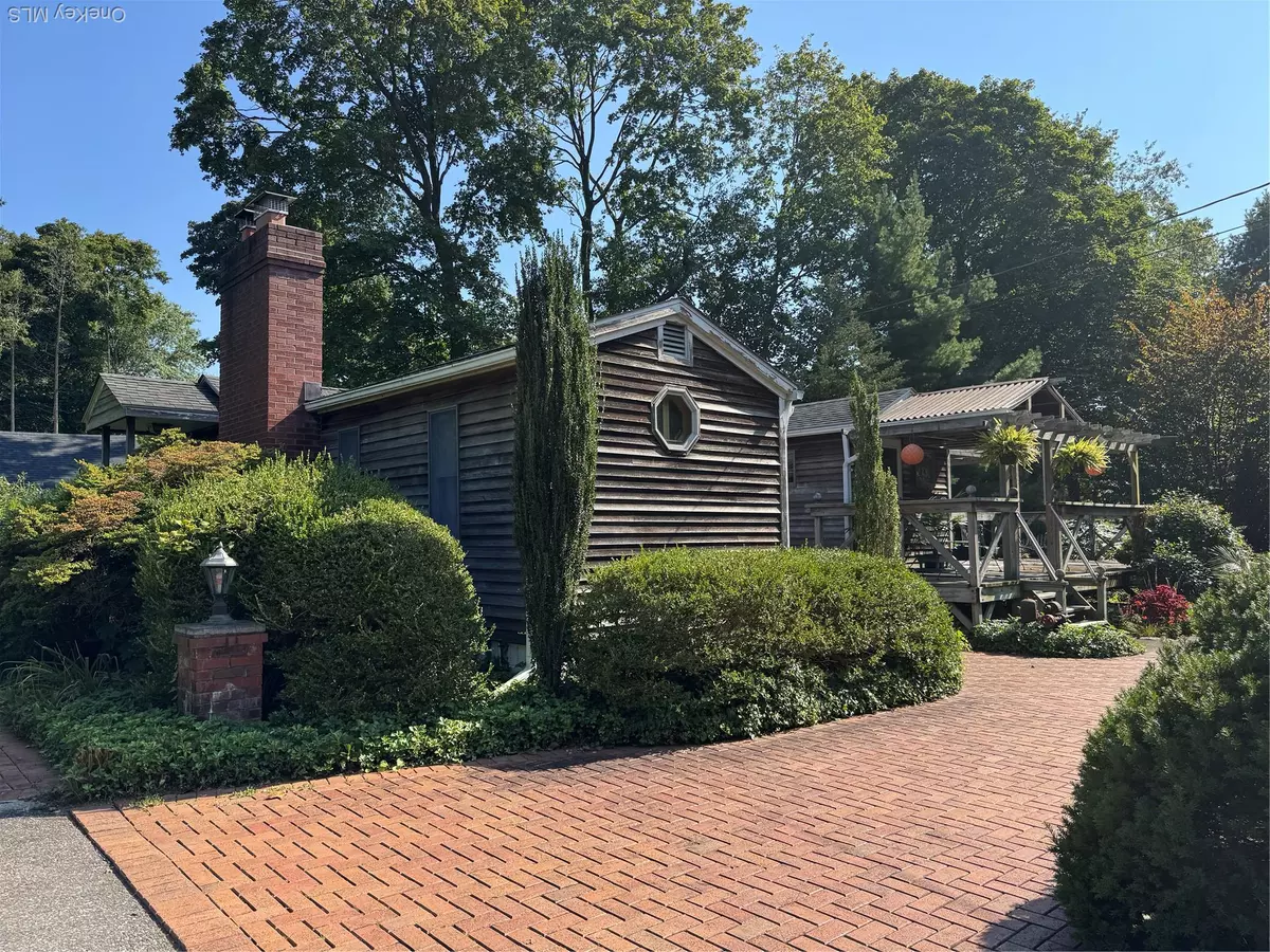 Greenlawn, NY 11740,104 Cuba Hill RD