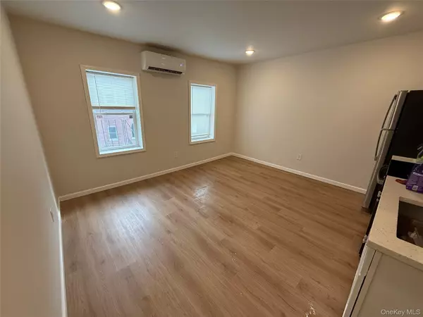 Newburgh, NY 12550,185 Broadway #202