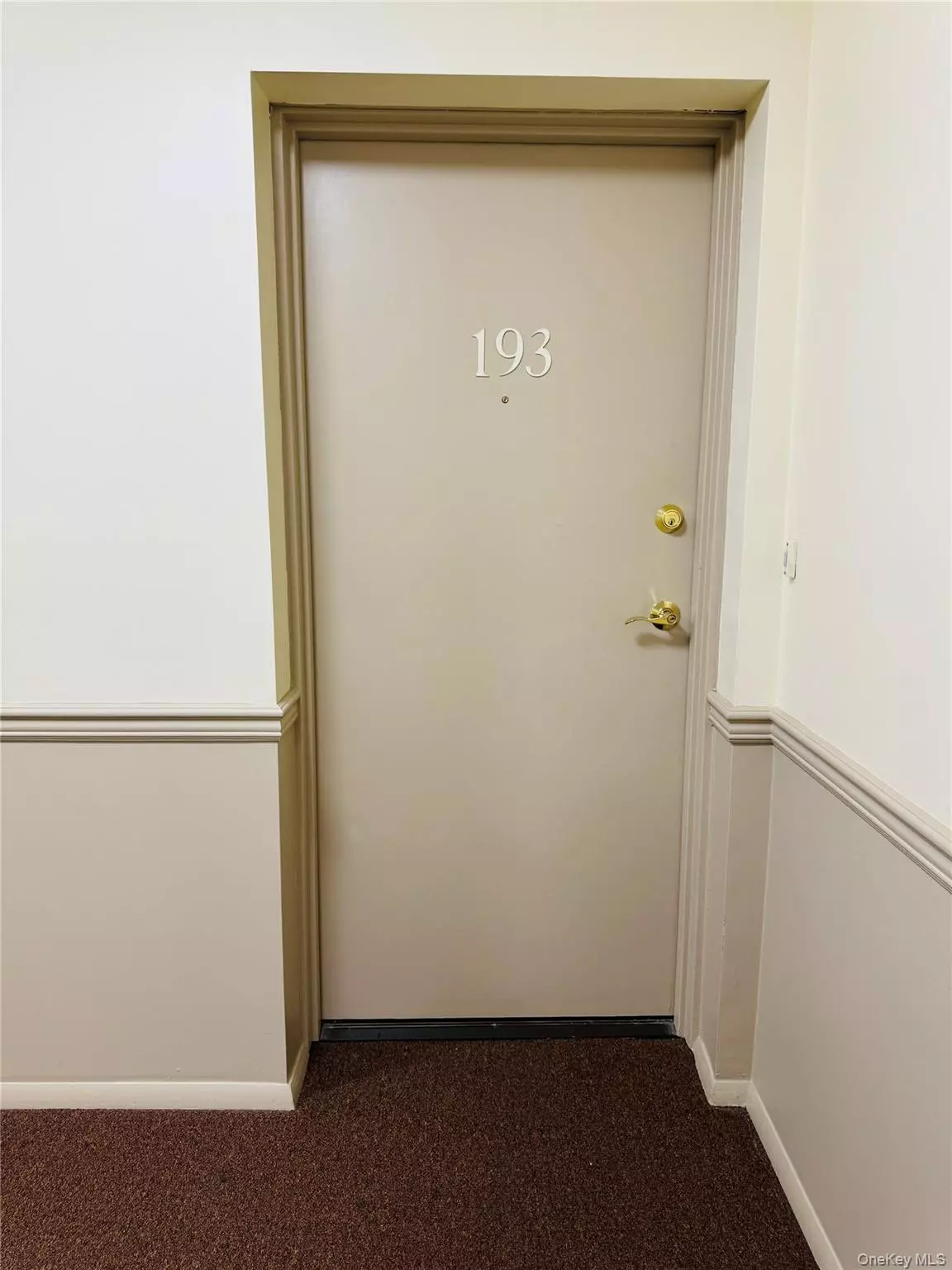 Middletown, NY 10940,193 Deer Ct DR