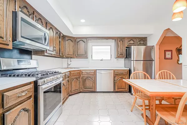 Staten Island, NY 10312,160 Serrell AVE