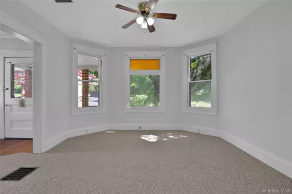 Kingston, NY 12401,59 W Oreilly ST