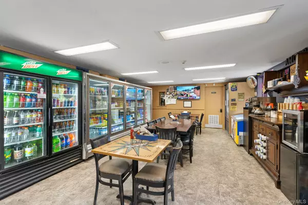 Pine Bush, NY 12566,1218 Burlingham RD