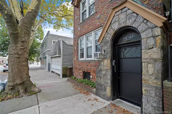 Glendale, NY 11385,72-07 73 ST