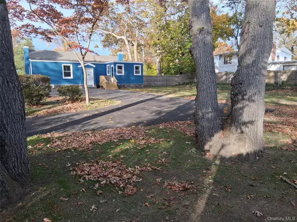 700 Hallock AVE, Port Jefferson Station, NY 11776