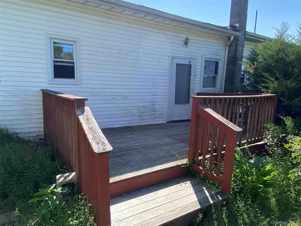 Wallkill, NY 12589,119 New Unionville RD #2W