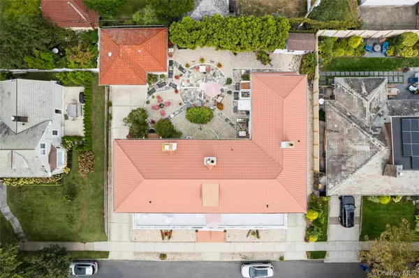 Long Beach, NY 11561,161 W Beech ST