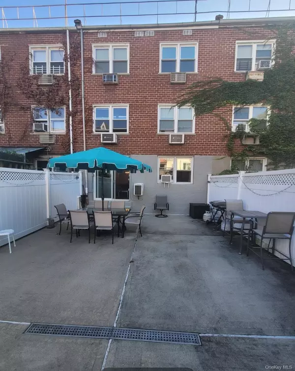 259 Kearney AVE, Bronx, NY 10465