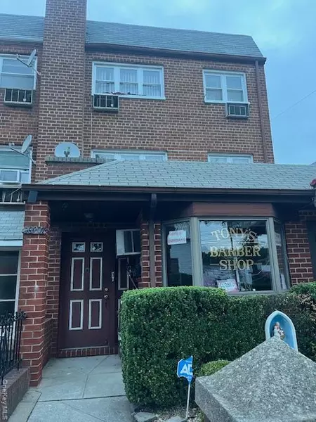 26507 Hillside AVE #3, Floral Park, NY 11004