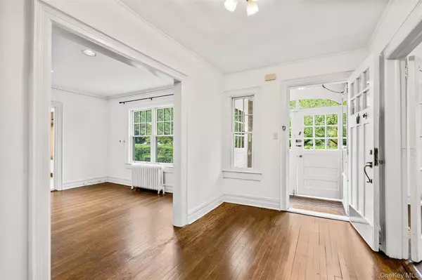 Larchmont, NY 10538,21 Forest Park AVE