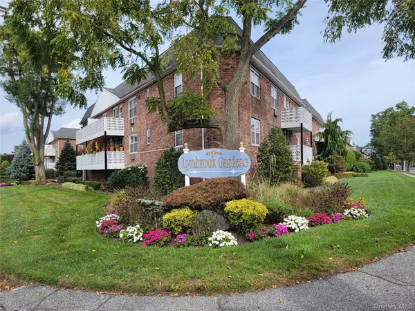 2 Fowler AVE #228, Lynbrook, NY 11563