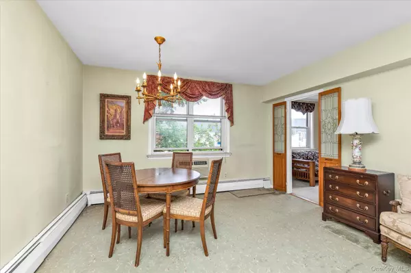 Lynbrook, NY 11563,2 Fowler AVE #228
