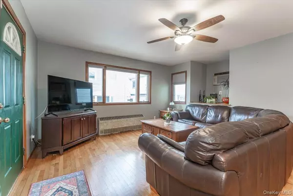 Bronx, NY 10465,17 Alden PARK #17