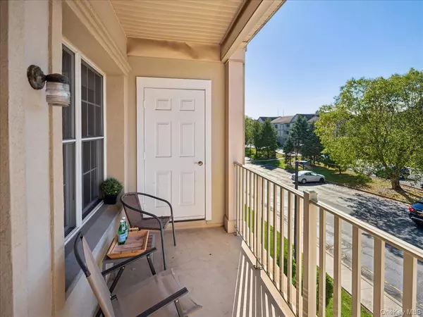 Airmont, NY 10901,28 N De Baun AVE #208