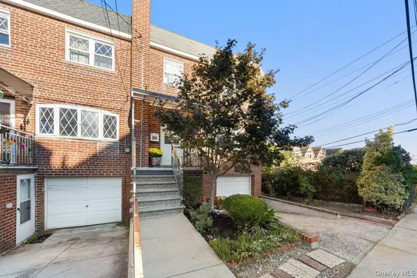 902 Dean AVE, Bronx, NY 10465